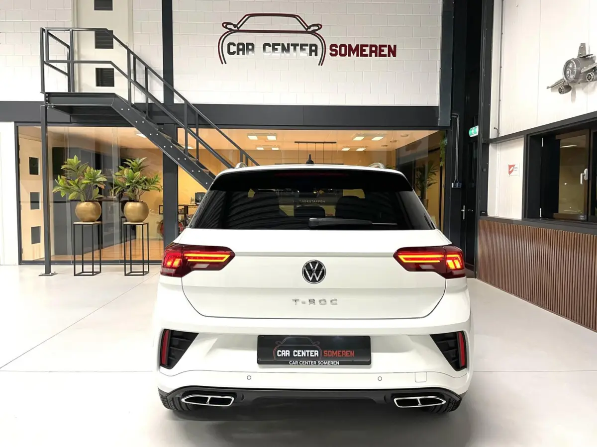 1.5 TSI R-Line/ Camera/ Massage/ IQ LED/ 18''LMV/ CarPlay