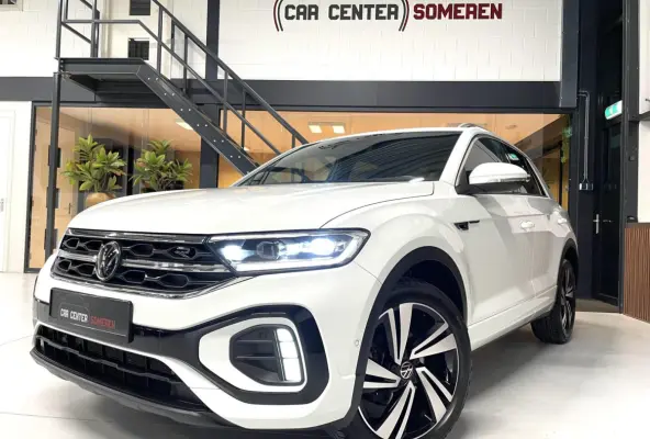 1.5 TSI R-Line/ Camera/ Massage/ IQ LED/ 18''LMV/ CarPlay