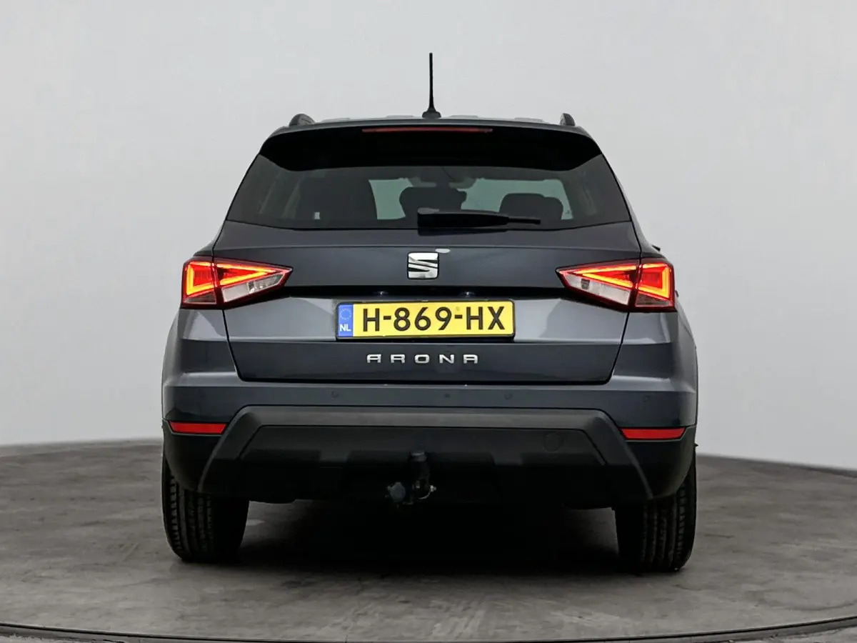 1.0 TSI Style Business Intense | ACC | Trekhaak | Achteruitrijcamera | Climate Control | Apple Carplay |