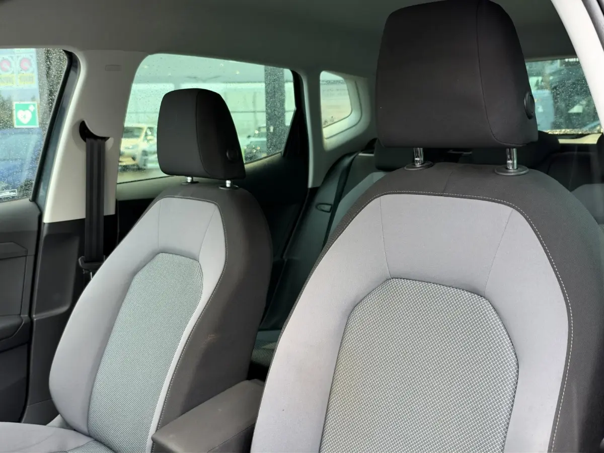 1.0 TSI Style Business Intense | ACC | Trekhaak | Achteruitrijcamera | Climate Control | Apple Carplay |