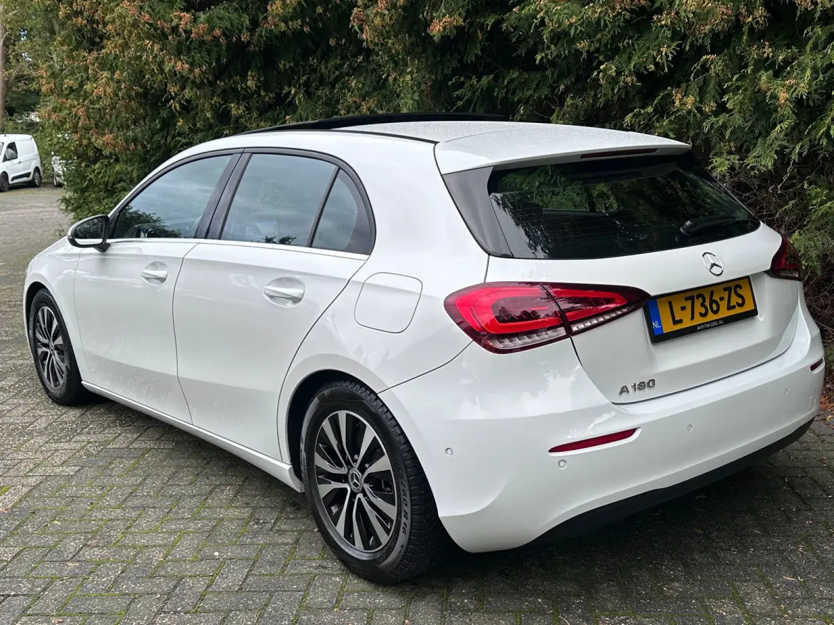 180 Business Solution 136PK | PANO | Parkeercamera | Apple/Android Carplay | Stoelverwarming