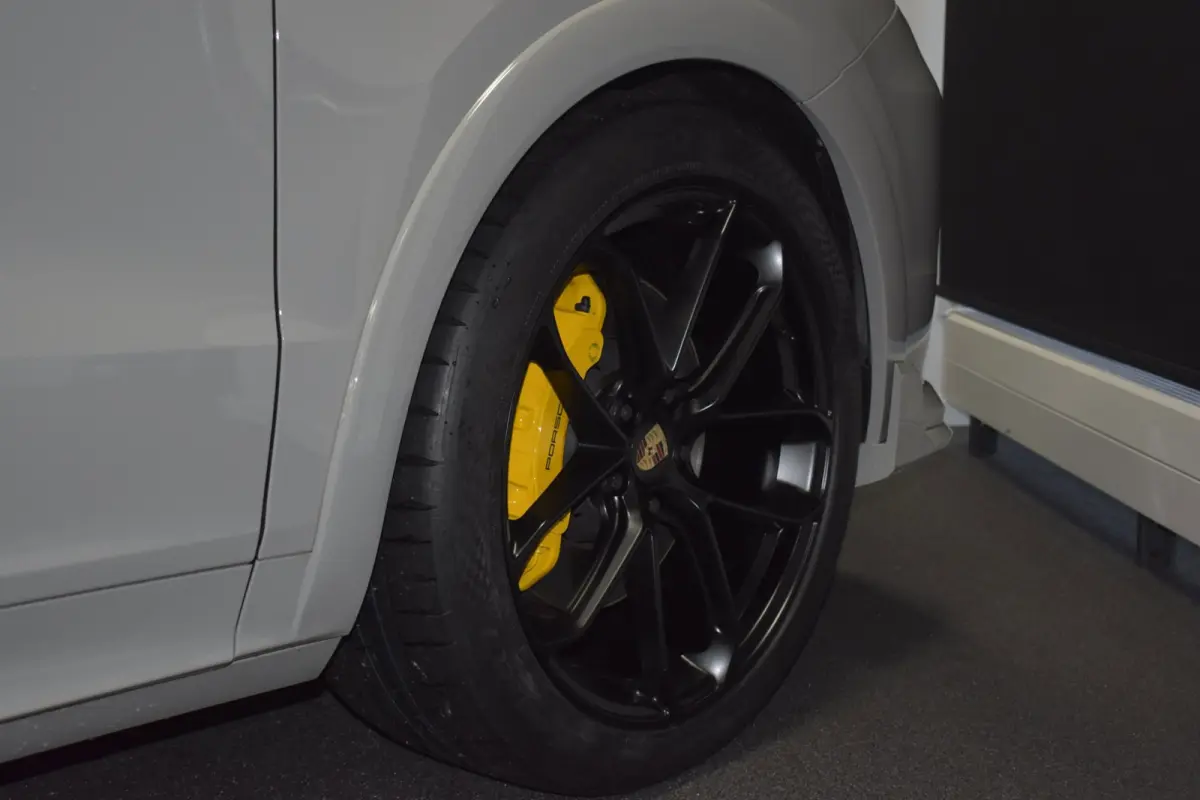 3.0 E-Hybrid TURBO GT 470pk | BIJRIJDERSDISPLAY | SPORTUITLAAT | PANODAK