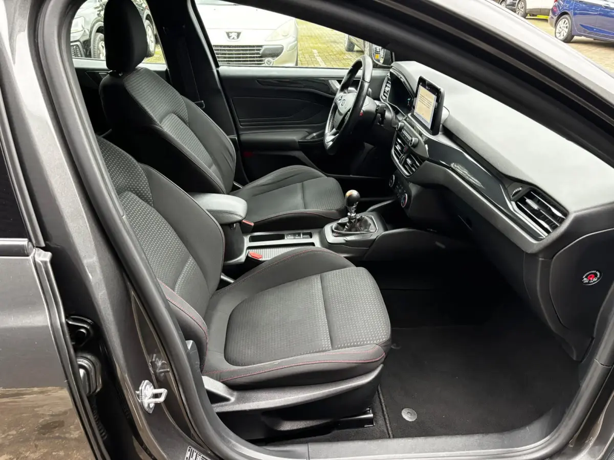 1.0 EcoBoost ST Line Business STOELVER|TREKHAAK|NAVI|PDC|NWE APK