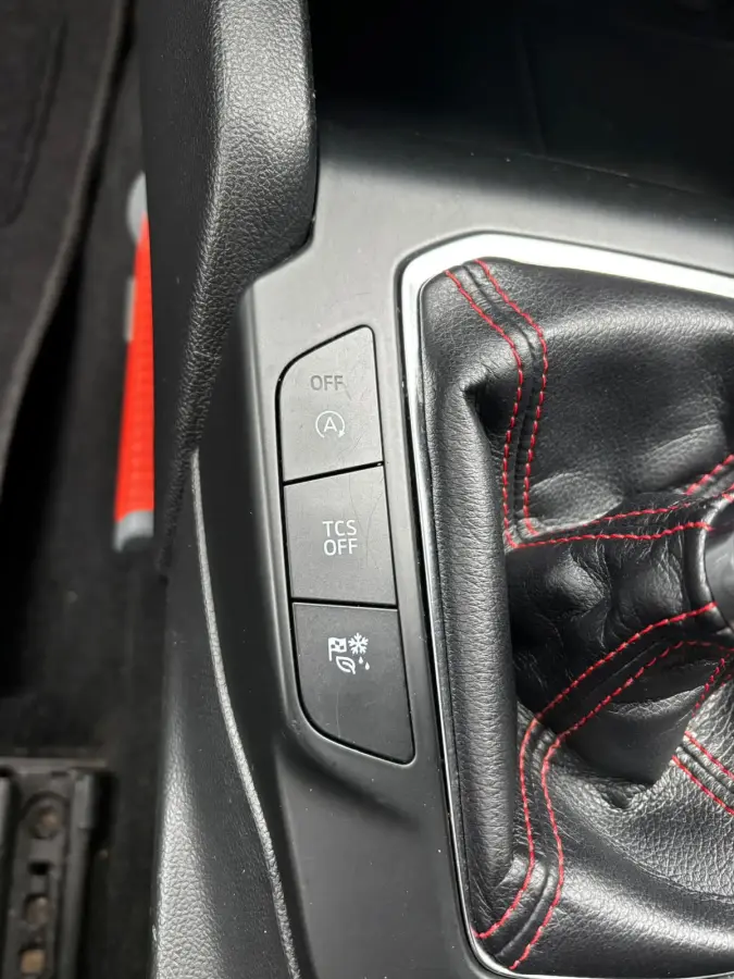 1.0 EcoBoost ST Line Business STOELVER|TREKHAAK|NAVI|PDC|NWE APK