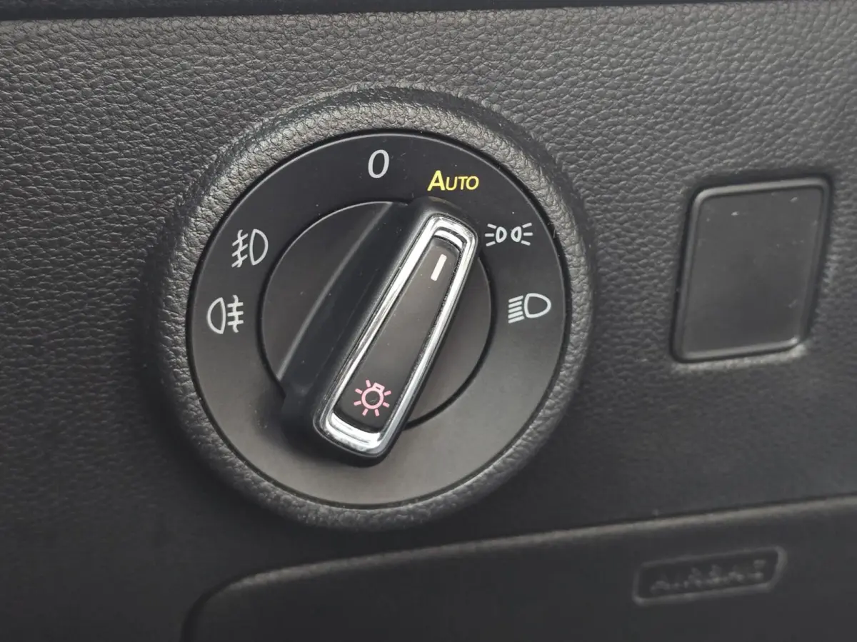1.5 TSI FR Business Intense LED/360 Cam/Keyless