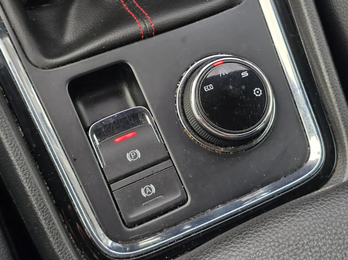 1.5 TSI FR Business Intense LED/360 Cam/Keyless