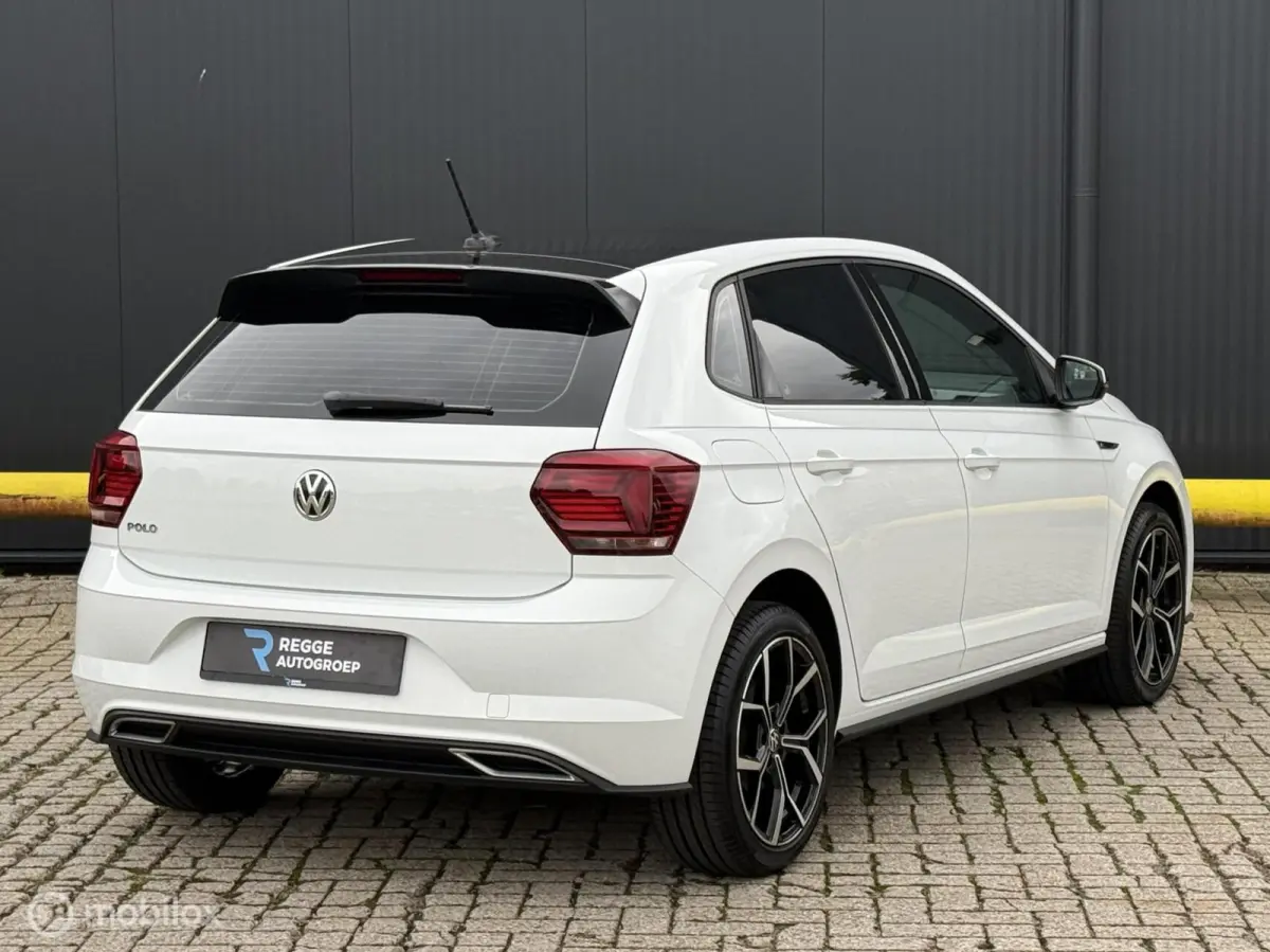 1.0 TSI R-Line ACC | NAVI | CARPLAY