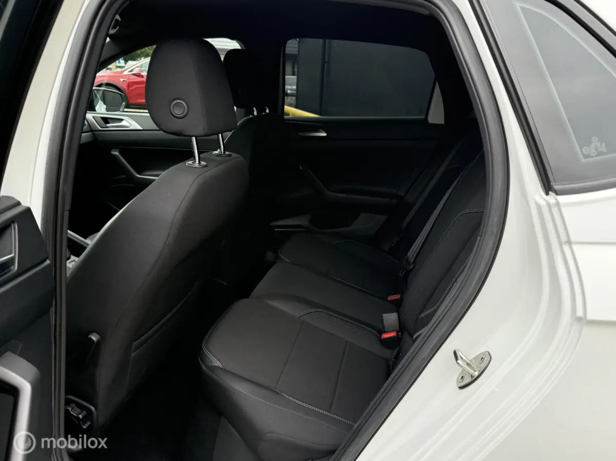1.0 TSI R-Line ACC | NAVI | CARPLAY