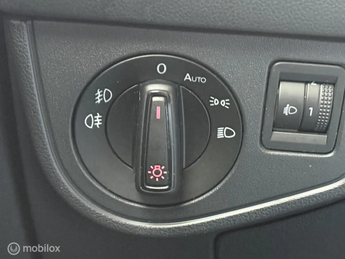 1.0 TSI R-Line ACC | NAVI | CARPLAY