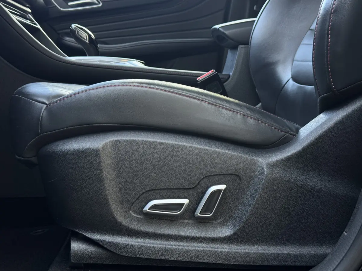 1.5 TGDi Luxury Aut., PHEV 258pk | Panoramadak | Camera | CarPlay & Android