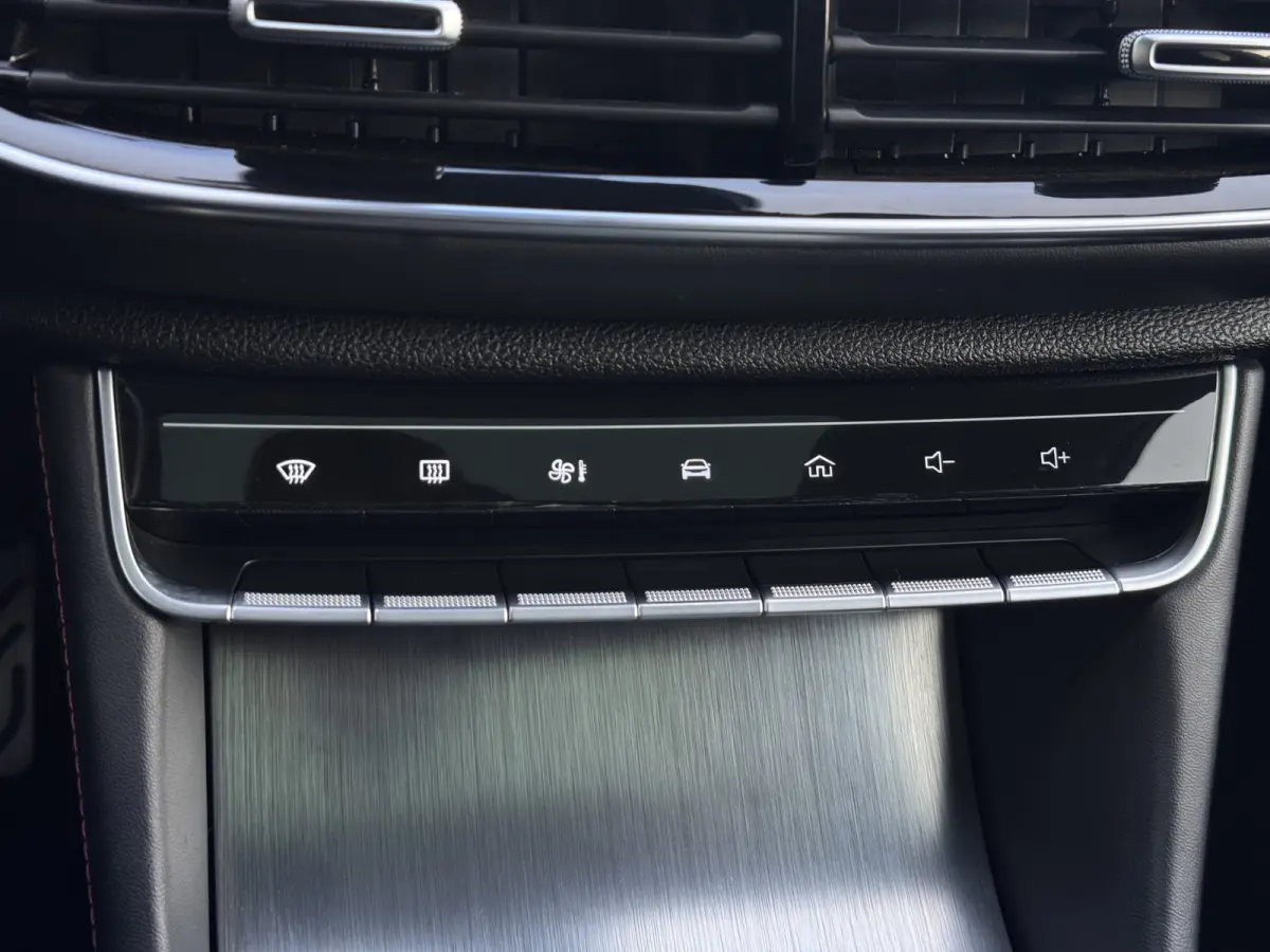 1.5 TGDi Luxury Aut., PHEV 258pk | Panoramadak | Camera | CarPlay & Android
