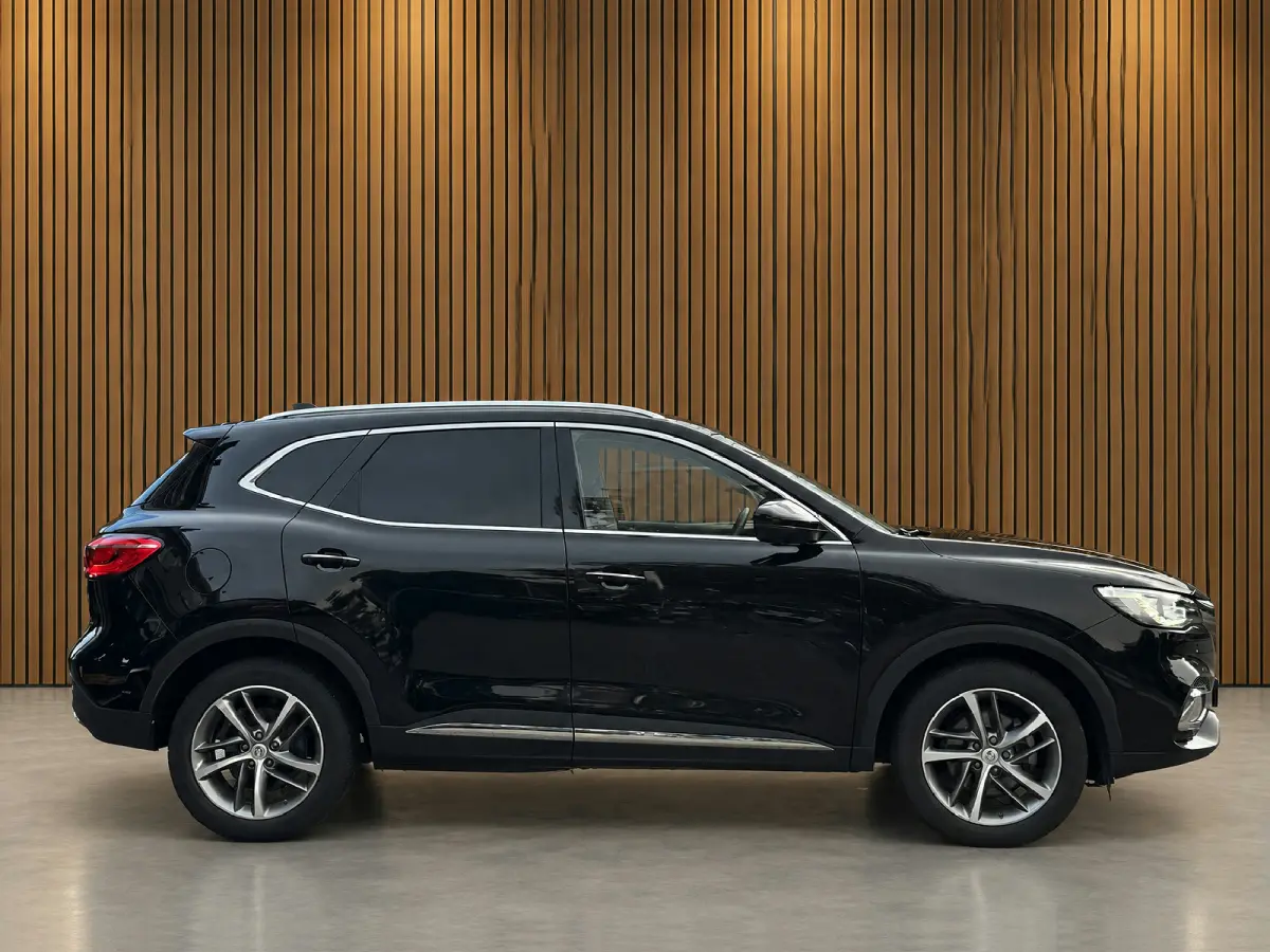1.5 TGDi Luxury Aut., PHEV 258pk | Panoramadak | Camera | CarPlay & Android
