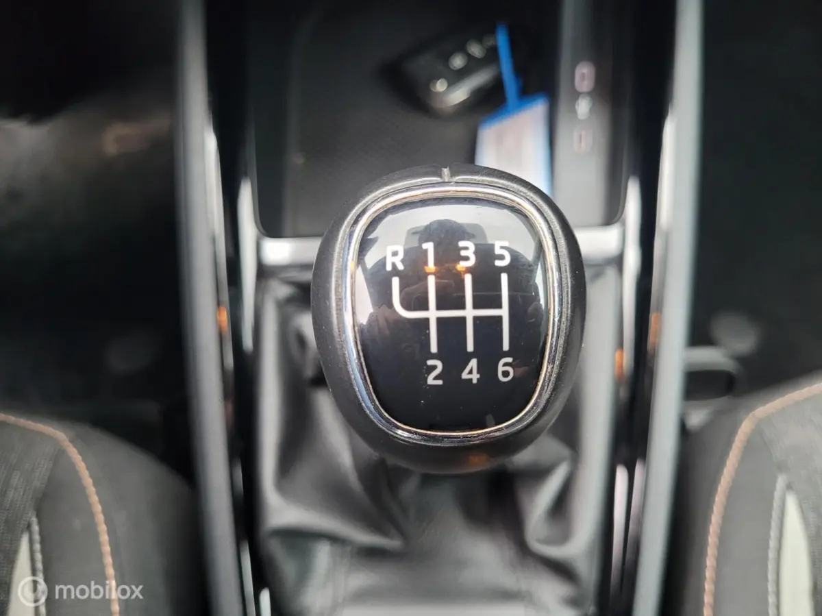 1.0 TSI Business Edition