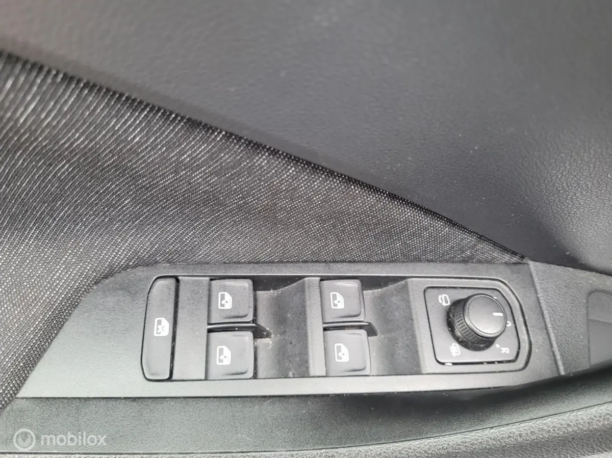 1.0 TSI Business Edition