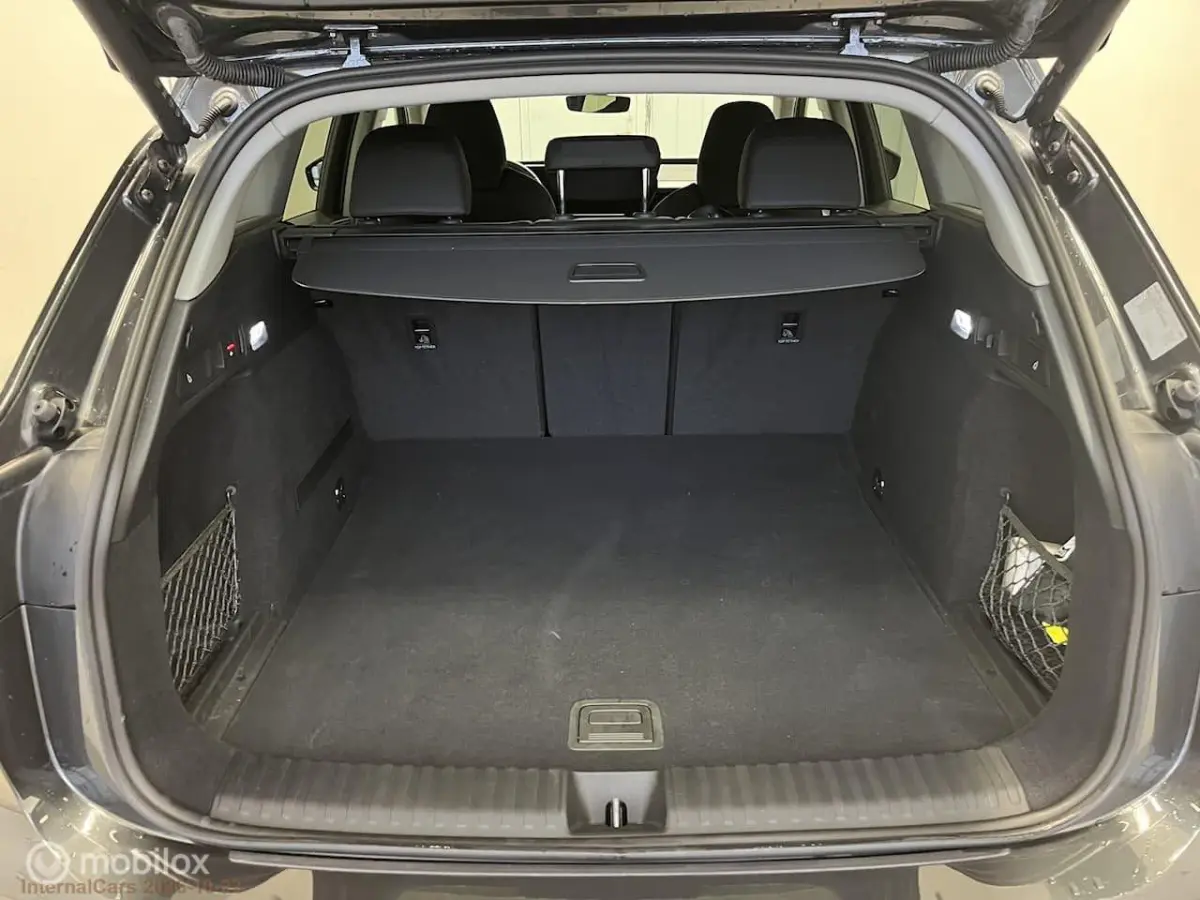 edition 83 kWh, Tech plus, trekhaak
