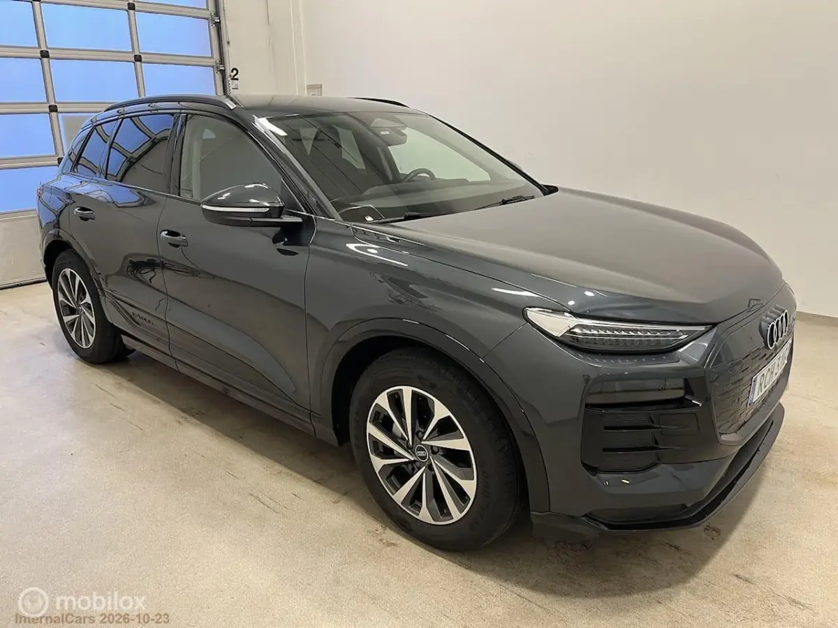 edition 83 kWh, Tech plus, trekhaak