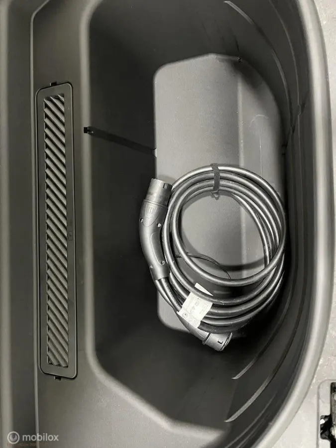edition 83 kWh, Tech plus, trekhaak