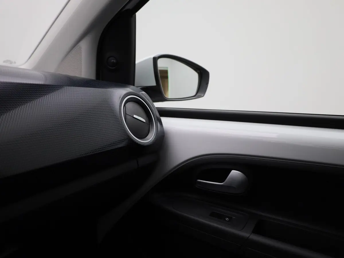 Up! 1.0 65PK | Origineel Nederlands | Airco | Radio DAB+ | Bluetooth | Lane Assist | 5 Deurs