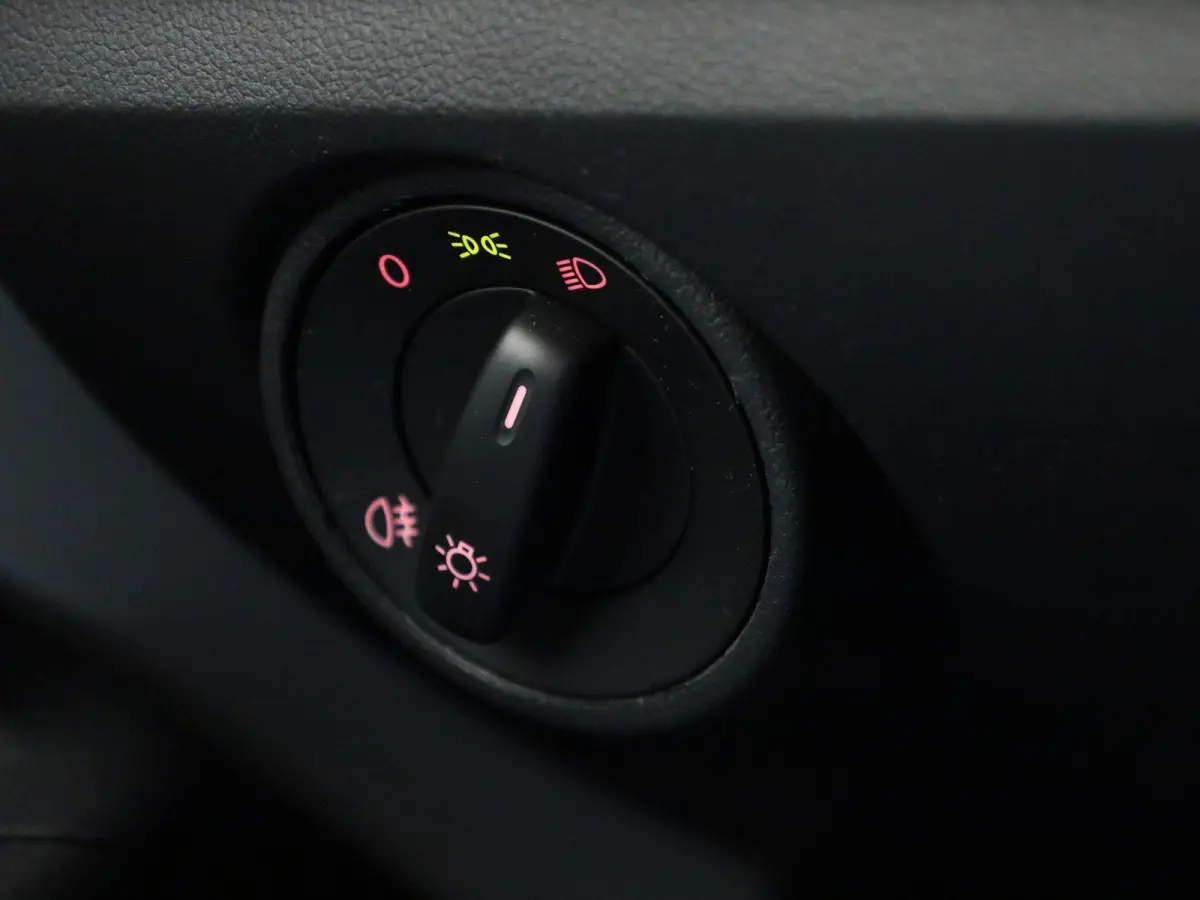 Up! 1.0 65PK | Origineel Nederlands | Airco | Radio DAB+ | Bluetooth | Lane Assist | 5 Deurs