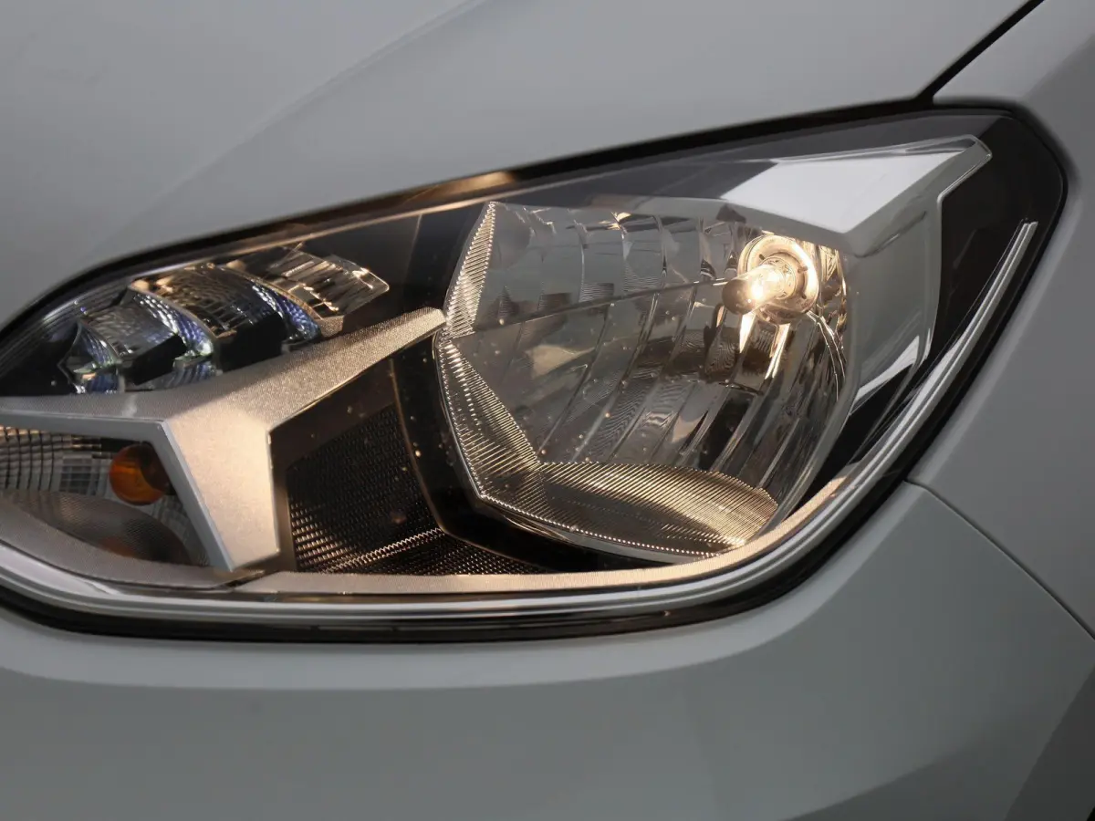 Up! 1.0 65PK | Origineel Nederlands | Airco | Radio DAB+ | Bluetooth | Lane Assist | 5 Deurs