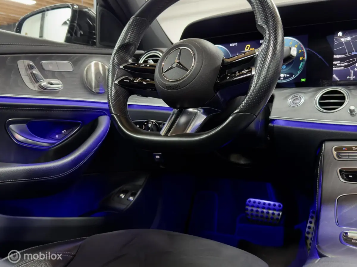 300 e 4MATIC AMG | Pano | Burmester | Memory | Matrix | 360 | Dodehoek | ACC | Leer/Alcantara | Sfeer | incl. BTW | 320PK