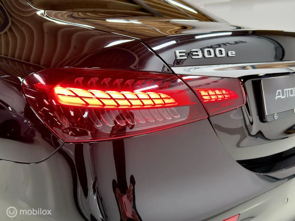 300 e 4MATIC AMG | Pano | Burmester | Memory | Matrix | 360 | Dodehoek | ACC | Leer/Alcantara | Sfeer | incl. BTW | 320PK