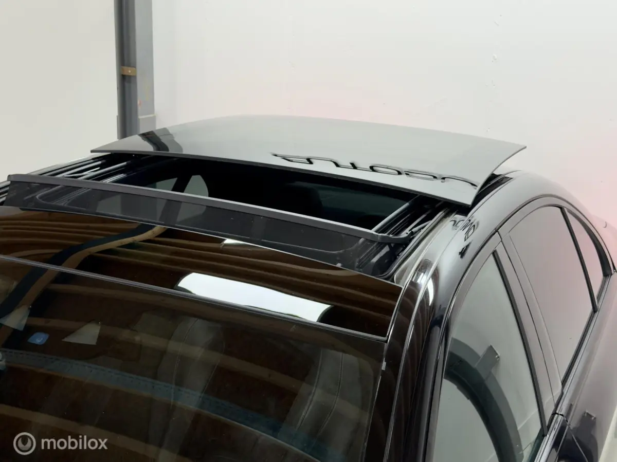 300 e 4MATIC AMG | Pano | Burmester | Memory | Matrix | 360 | Dodehoek | ACC | Leer/Alcantara | Sfeer | incl. BTW | 320PK