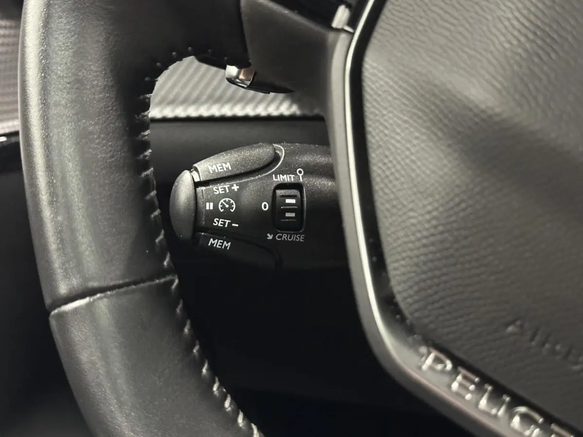 1.2 PureTech Allure CAMERA CARPLAY NAVI CRUISE 17000 KM