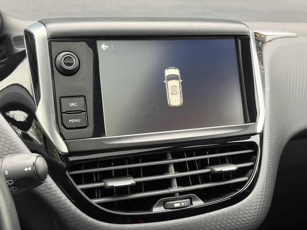 1.2 PureTech Blue Lion ✓D-riem vv in 06-2023✓Pano✓Carplay✓Navi✓Trekhaak✓Pdc✓Airco✓Cruise✓Dealer Onderhouden✓110pk✓Weinig Km✓Lm velgen✓N.A.P✓Apk tot 06-2027