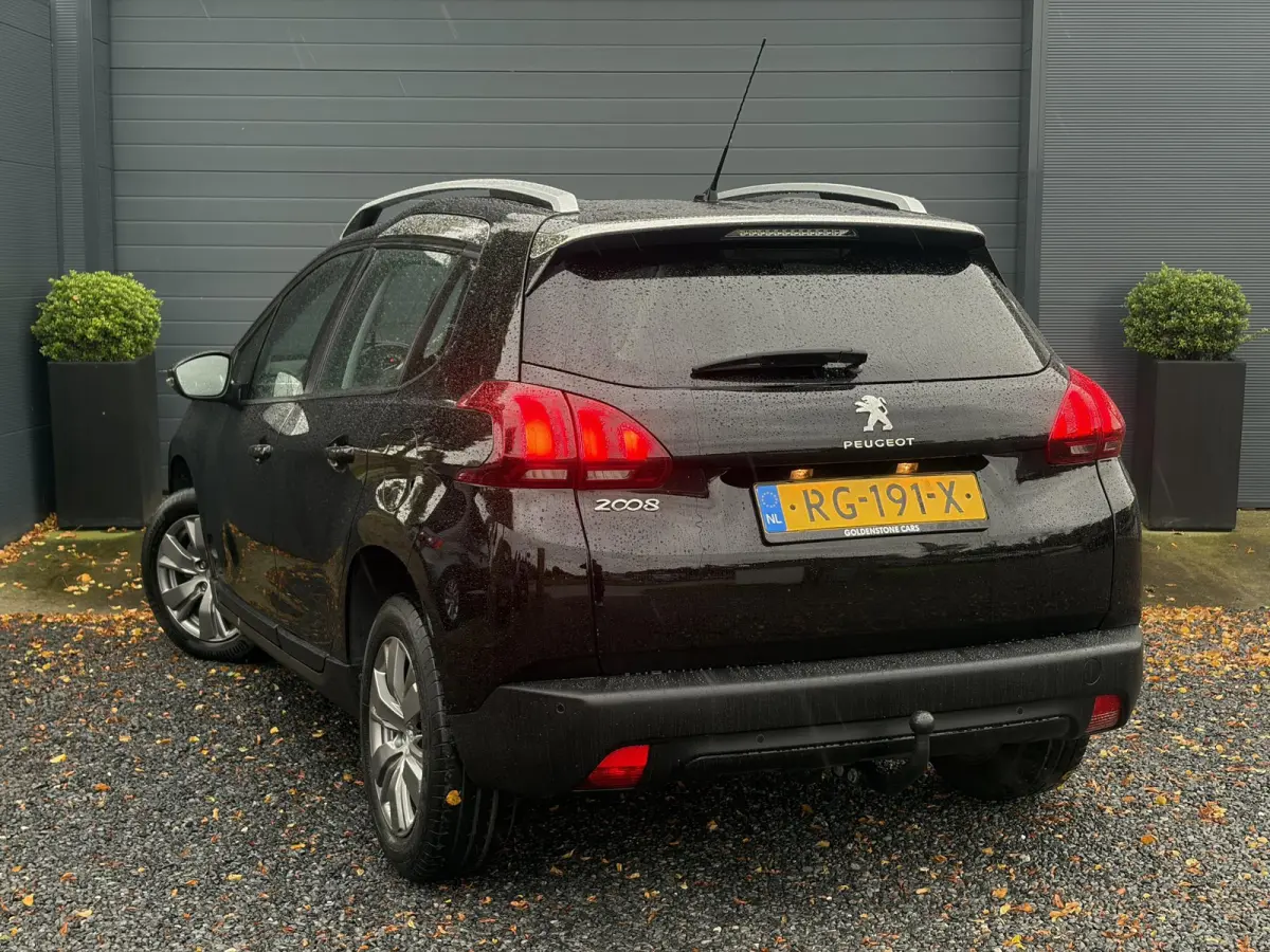 1.2 PureTech Blue Lion ✓D-riem vv in 06-2023✓Pano✓Carplay✓Navi✓Trekhaak✓Pdc✓Airco✓Cruise✓Dealer Onderhouden✓110pk✓Weinig Km✓Lm velgen✓N.A.P✓Apk tot 06-2027