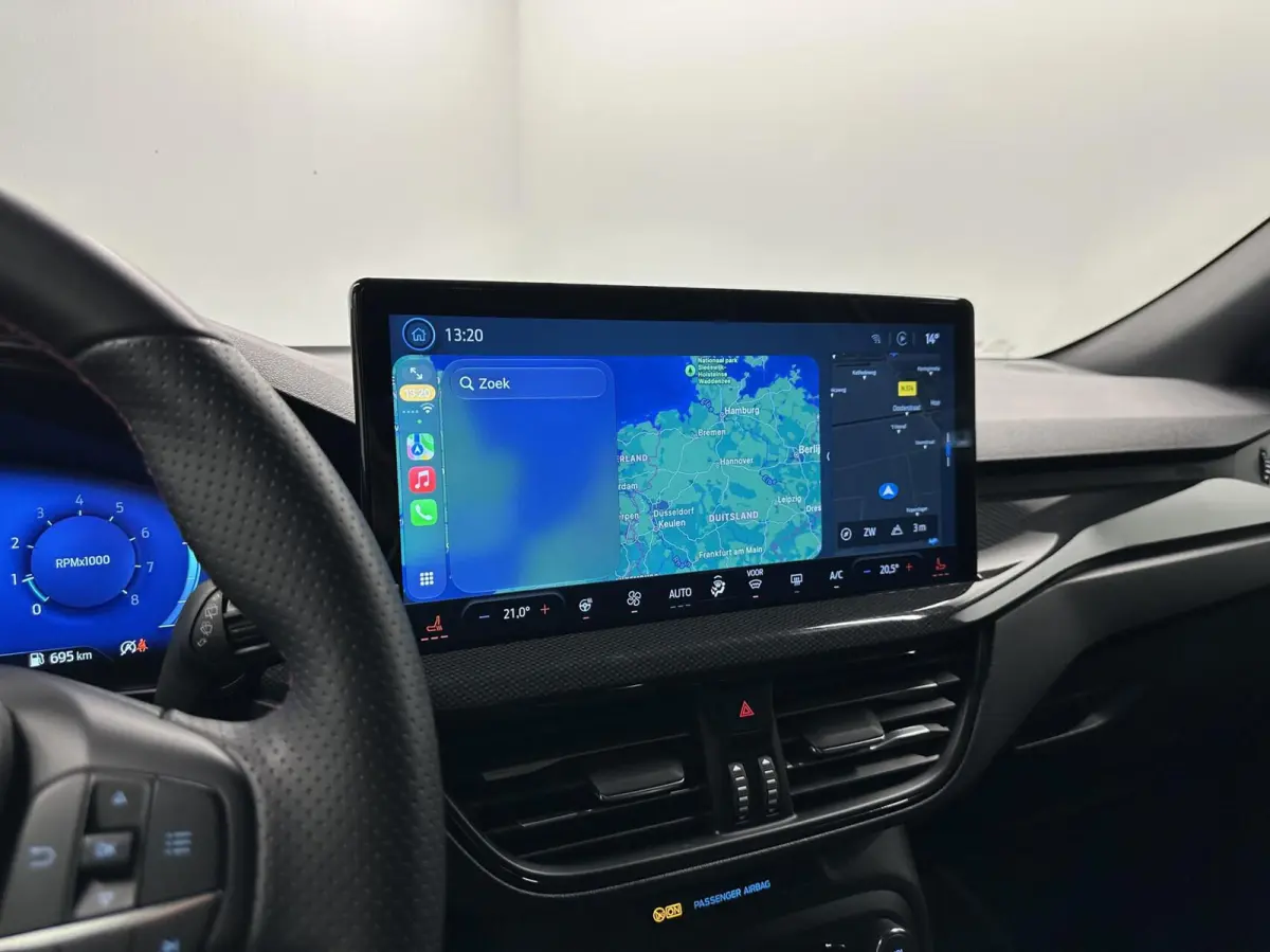 1.0 EcoBoost Hybrid ST Line X CAMERA CARPLAY NAVI VIRTUAL CRUISE.