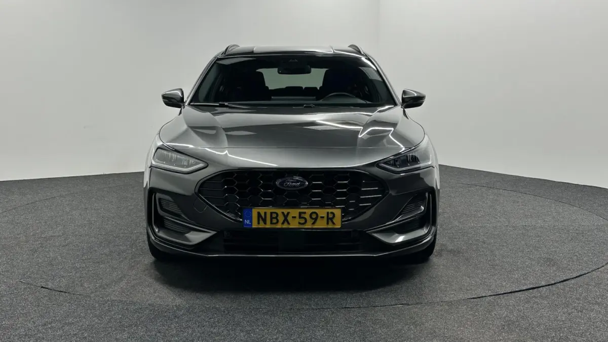 1.0 EcoBoost Hybrid ST Line X CAMERA CARPLAY NAVI VIRTUAL CRUISE.
