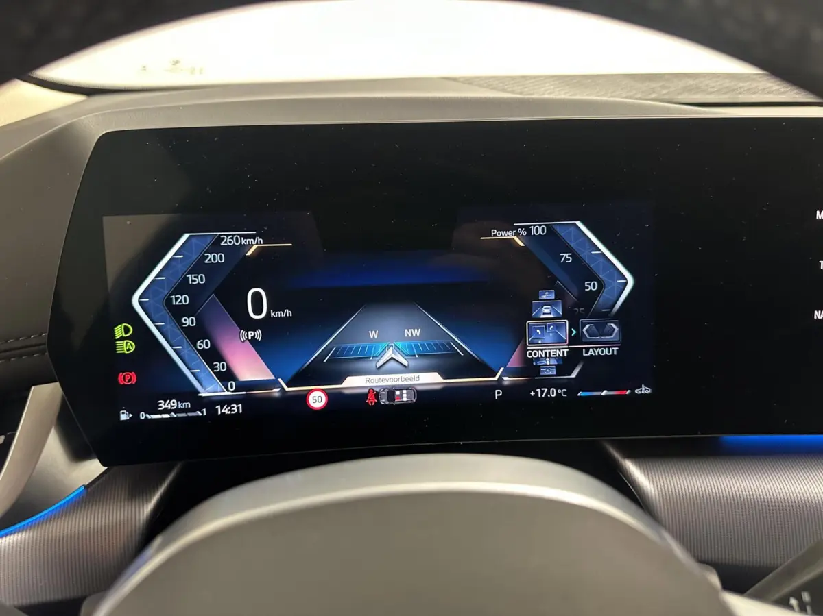 218i LEER CAMERA CARPLAY NAVI CRUISE LM ECC.