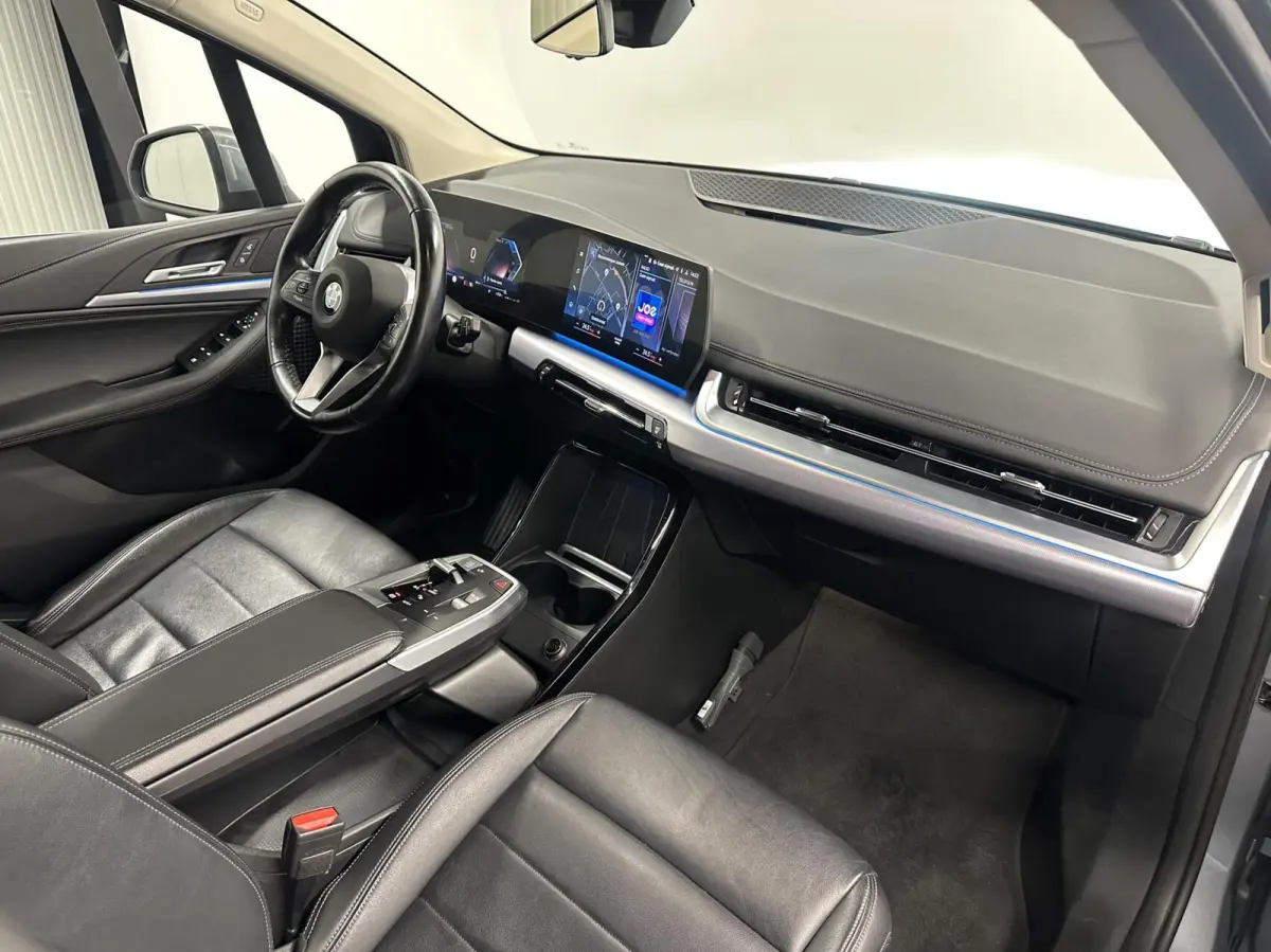 218i LEER CAMERA CARPLAY NAVI CRUISE LM ECC.