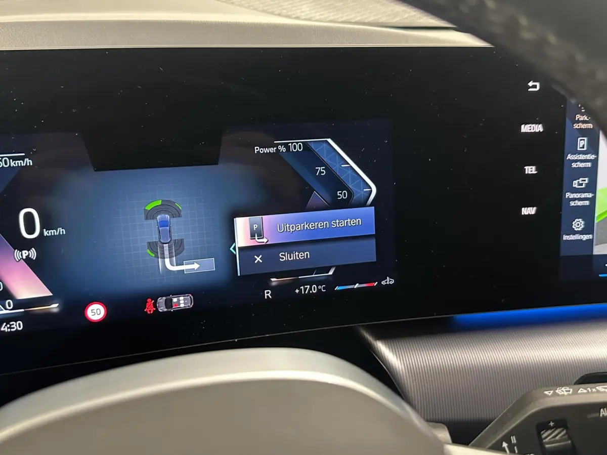 218i LEER CAMERA CARPLAY NAVI CRUISE LM ECC.