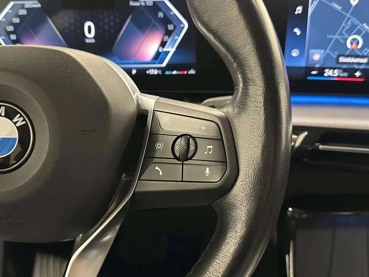 218i LEER CAMERA CARPLAY NAVI CRUISE LM ECC.
