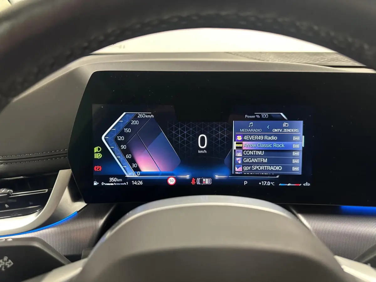 218i LEER CAMERA CARPLAY NAVI CRUISE LM ECC.