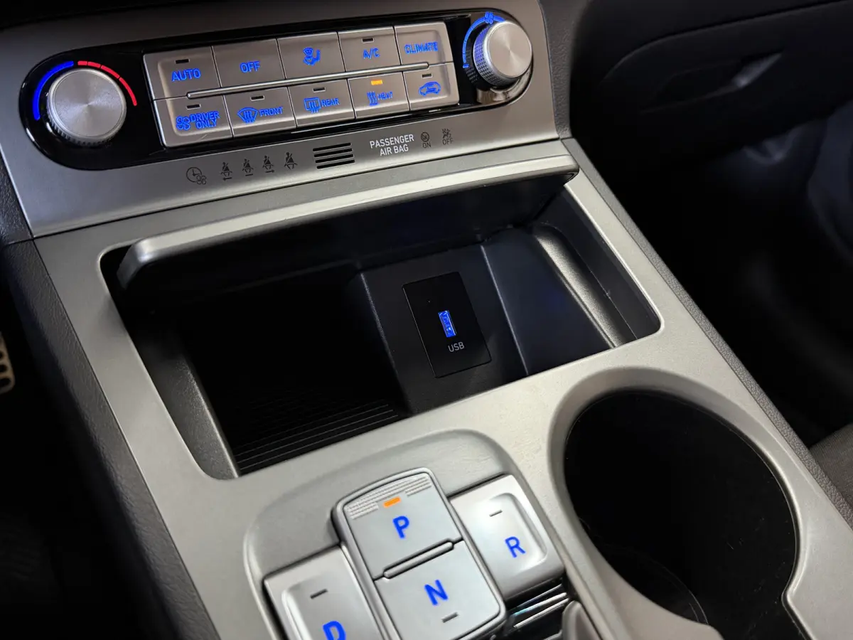 EV 64 kWh Fashion | Nieuw Model | Carplay Navi | Stoel & Stuur verwarming | ACC | Keyless | Volledig dealer onderhouden!