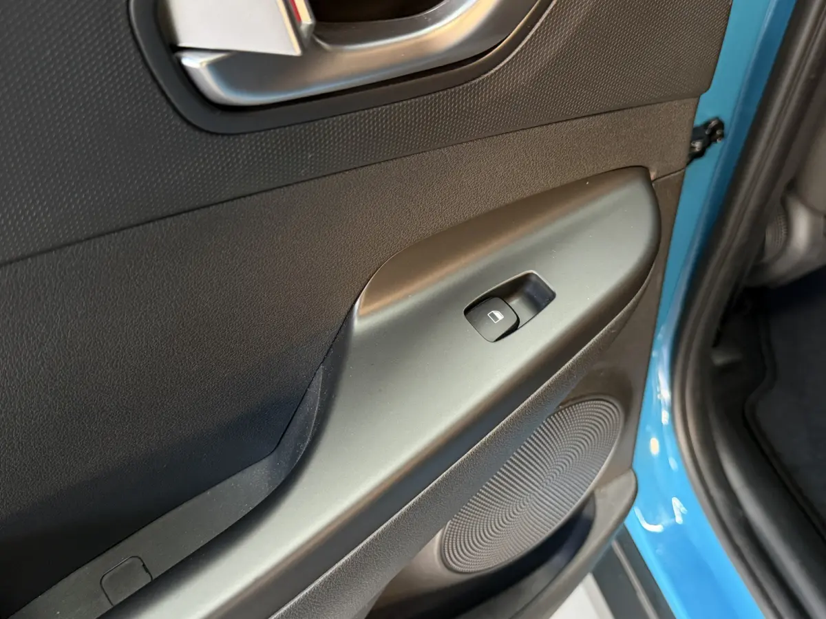 EV 64 kWh Fashion | Nieuw Model | Carplay Navi | Stoel & Stuur verwarming | ACC | Keyless | Volledig dealer onderhouden!