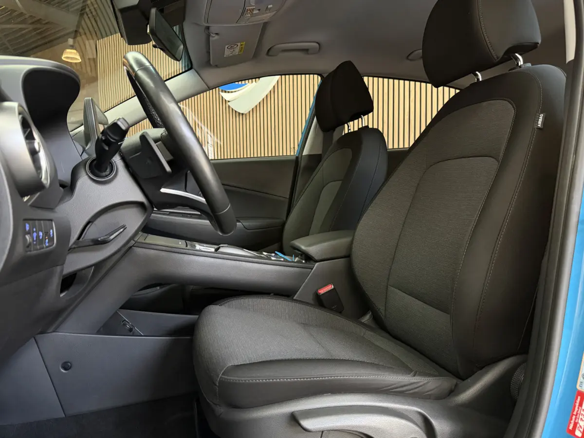 EV 64 kWh Fashion | Nieuw Model | Carplay Navi | Stoel & Stuur verwarming | ACC | Keyless | Volledig dealer onderhouden!