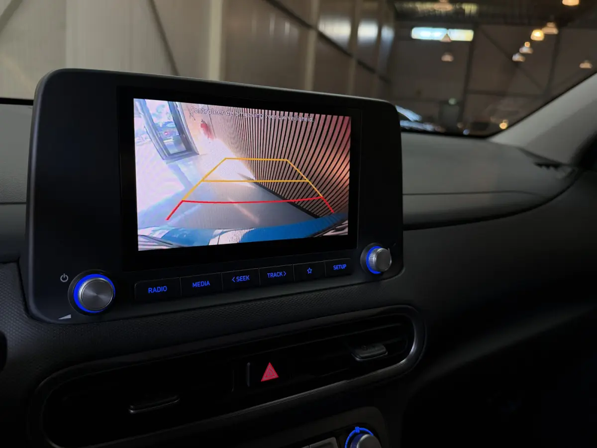 EV 64 kWh Fashion | Nieuw Model | Carplay Navi | Stoel & Stuur verwarming | ACC | Keyless | Volledig dealer onderhouden!
