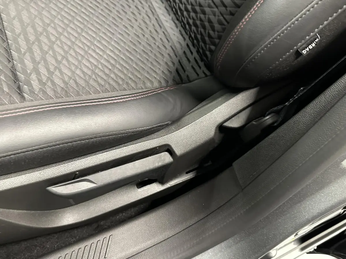 1.8 Hybrid 160 techno CAMERA ADAPTIVE CRUISE ECC CARPLAY NAVI.