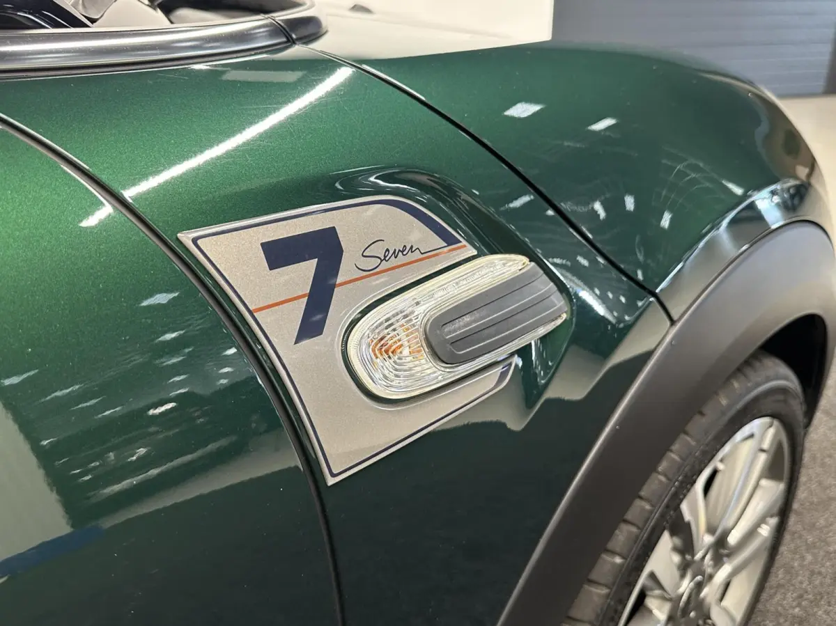 1.5 Cooper Chili Serious Business PANO NAVI CAMERA ECC STOELVERWARMING.