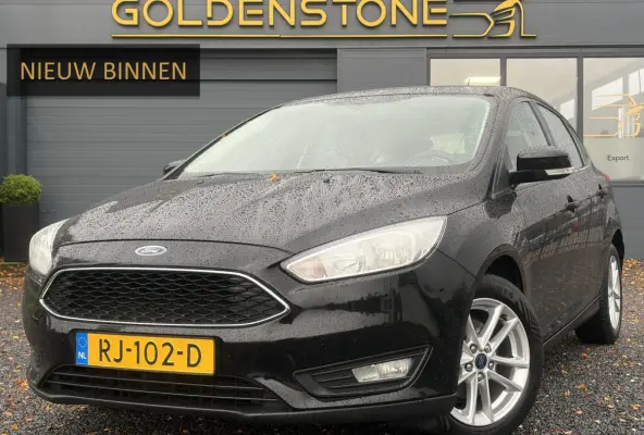 1.0 Lease Edition ✓2e Eigenaar✓Navi✓Trekhaak✓Carplay✓Lm velgen✓Pdc✓101pk✓Bj 12-2017✓4 Elekt Ramen✓N.A.P✓Apk tot 08-2027