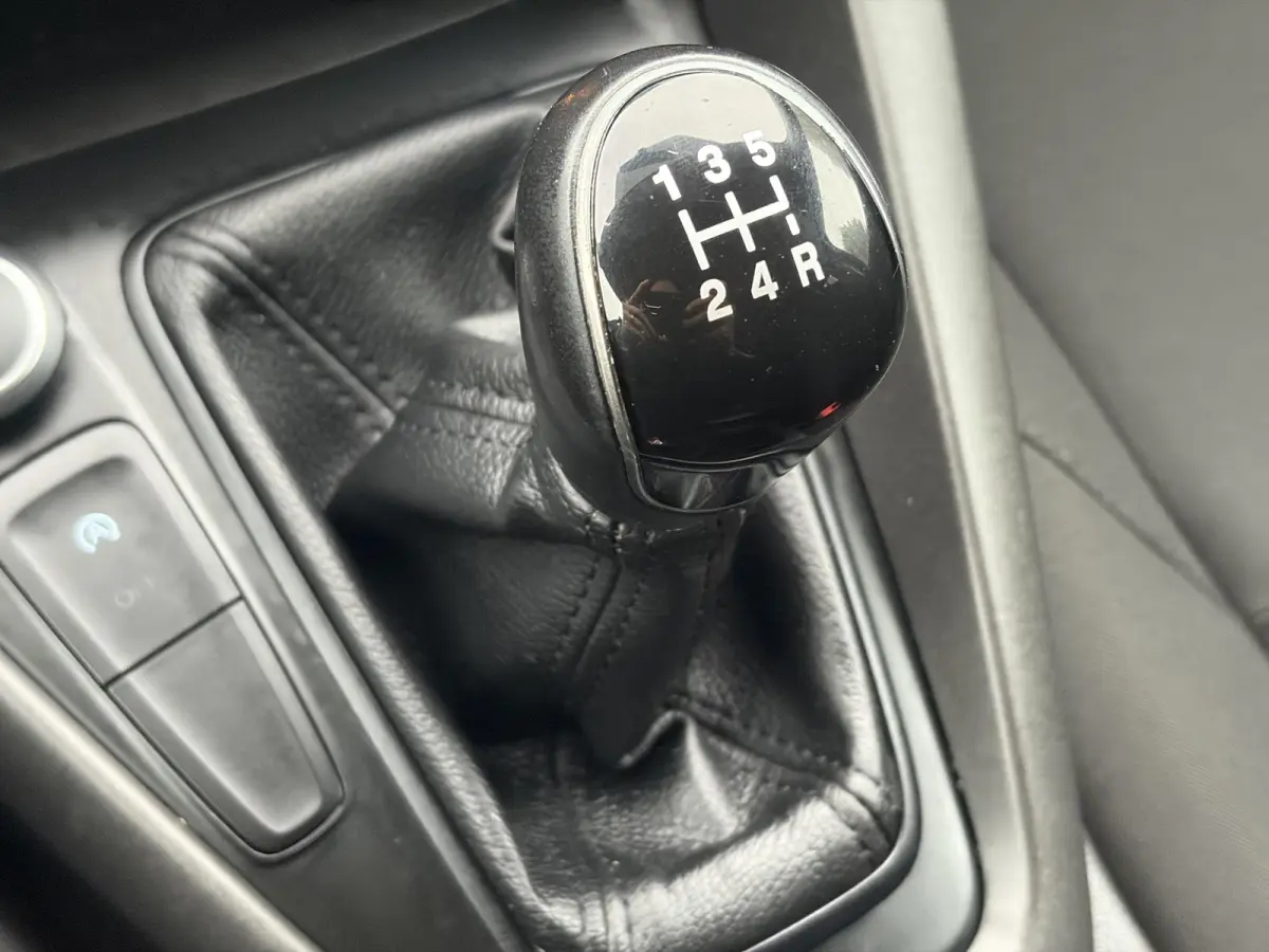 1.0 Lease Edition ✓2e Eigenaar✓Navi✓Trekhaak✓Carplay✓Lm velgen✓Pdc✓101pk✓Bj 12-2017✓4 Elekt Ramen✓N.A.P✓Apk tot 08-2027