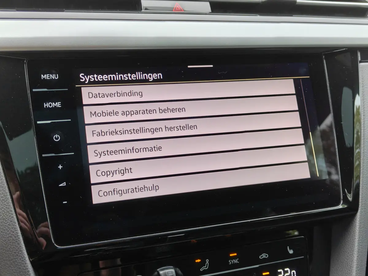 SB 2.0 TSI R-Line Business+ / Automaat / Camera / Carplay / Pano /
