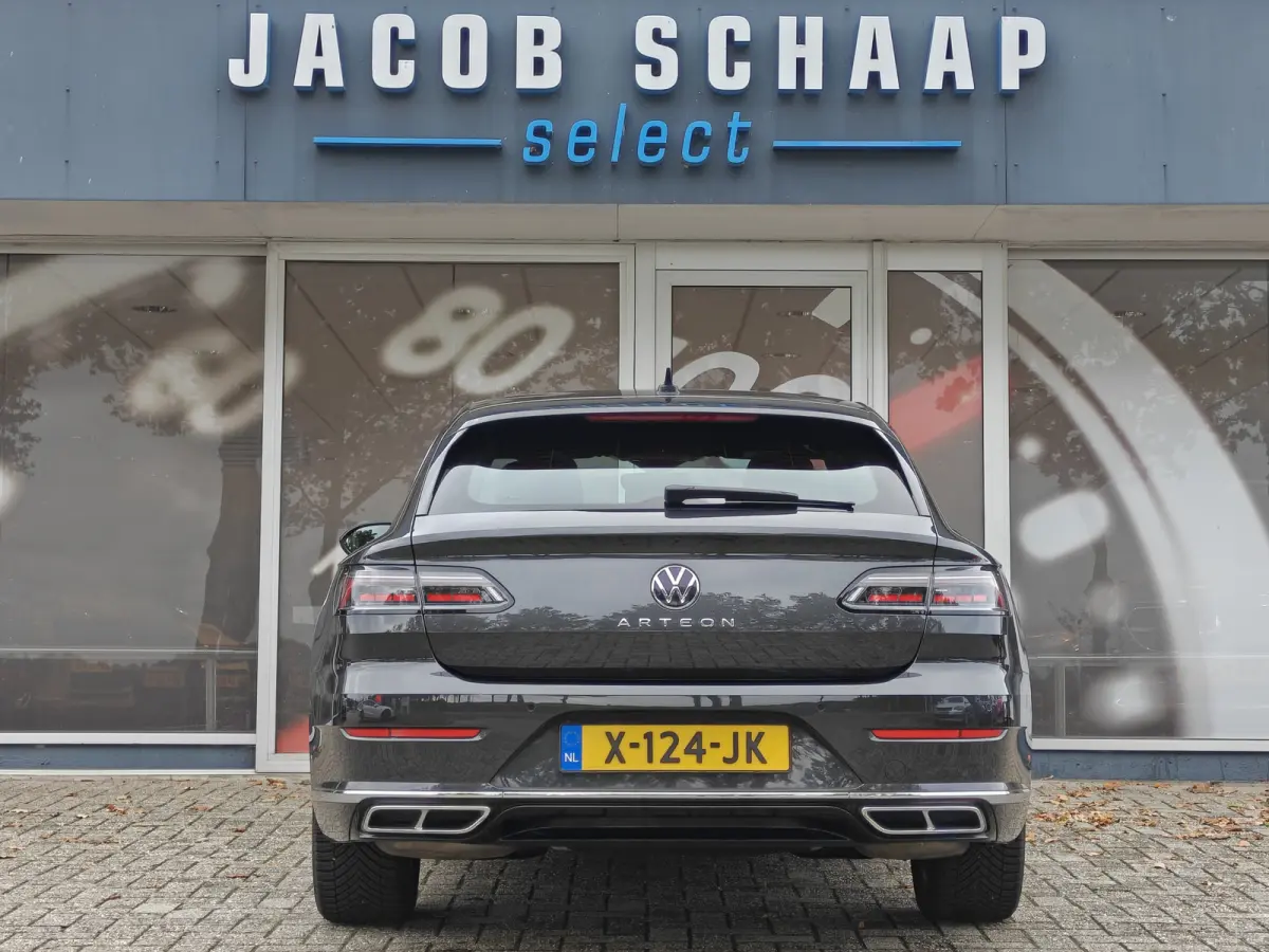 SB 2.0 TSI R-Line Business+ / Automaat / Camera / Carplay / Pano /