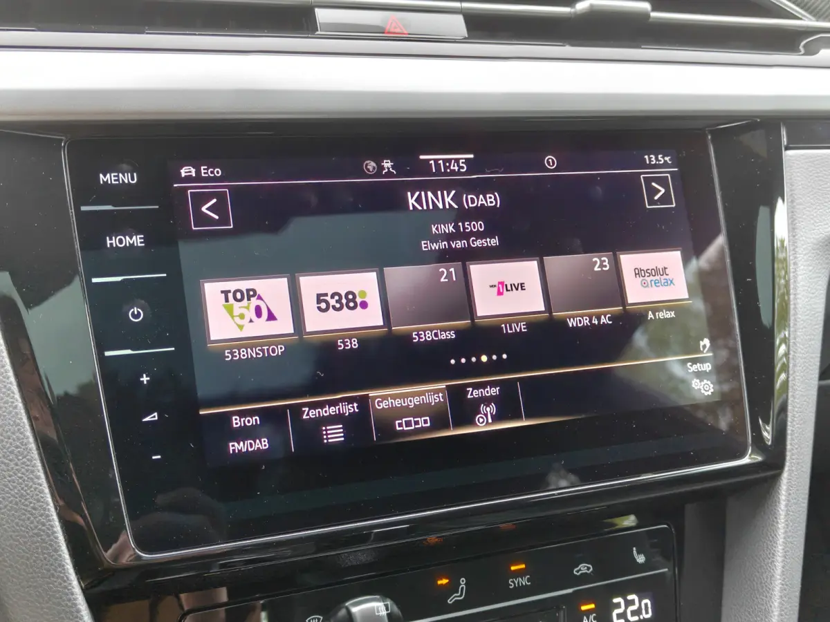 SB 2.0 TSI R-Line Business+ / Automaat / Camera / Carplay / Pano /