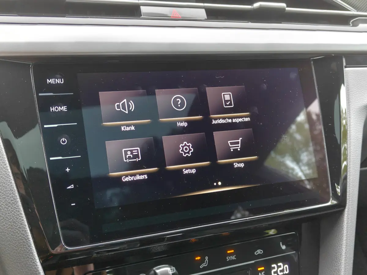 SB 2.0 TSI R-Line Business+ / Automaat / Camera / Carplay / Pano /