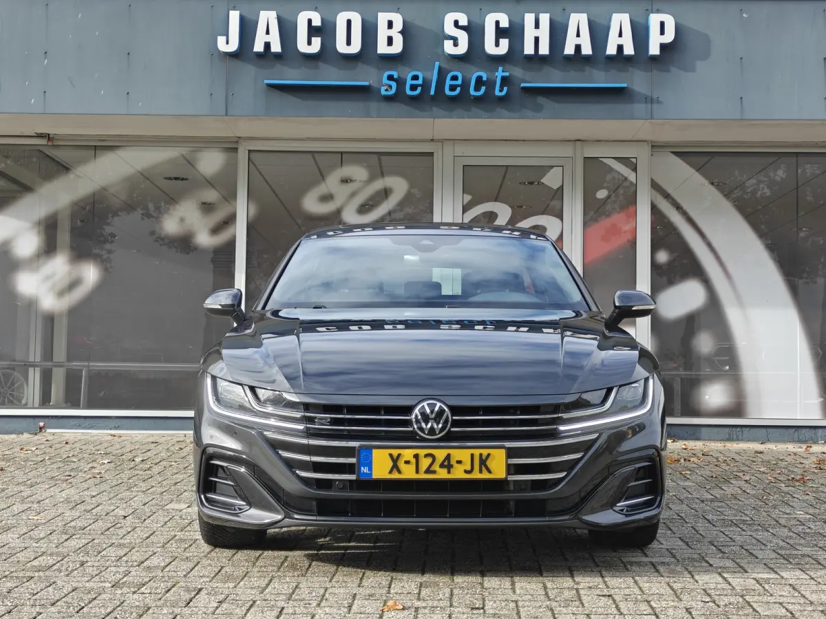 SB 2.0 TSI R-Line Business+ / Automaat / Camera / Carplay / Pano /